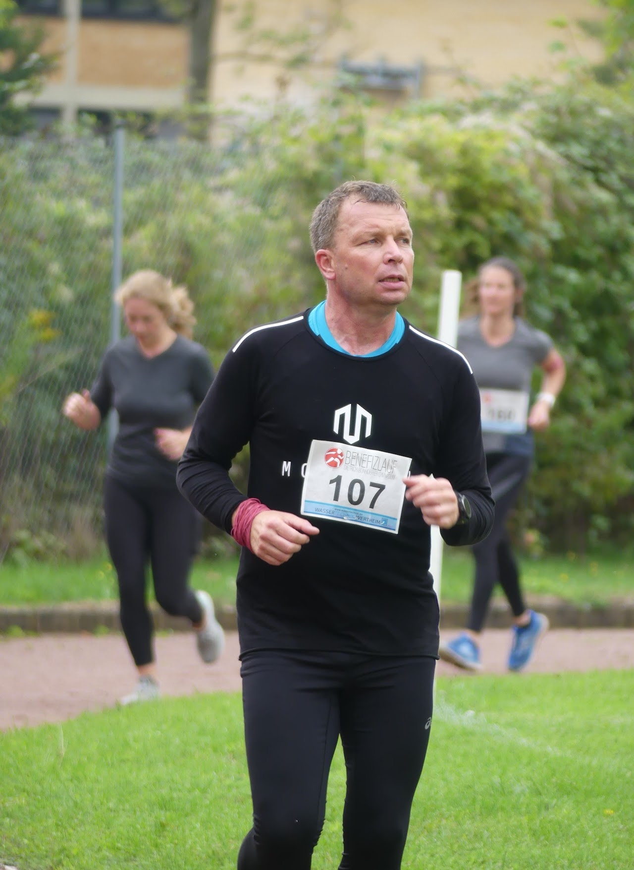 Bild vom 13. Benefizlauf im Jahr 2022. Dies ist das 436. Bild.